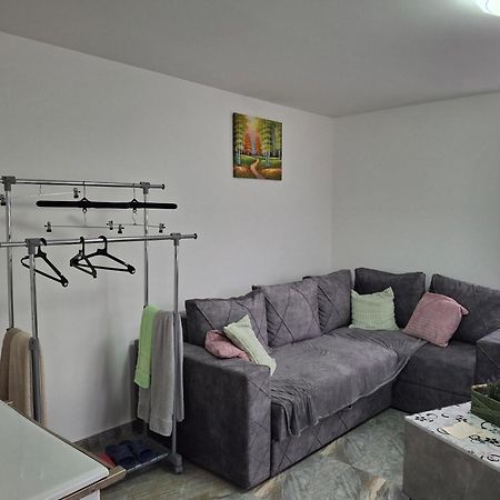 Vila Mir Pirot Kültér fotó