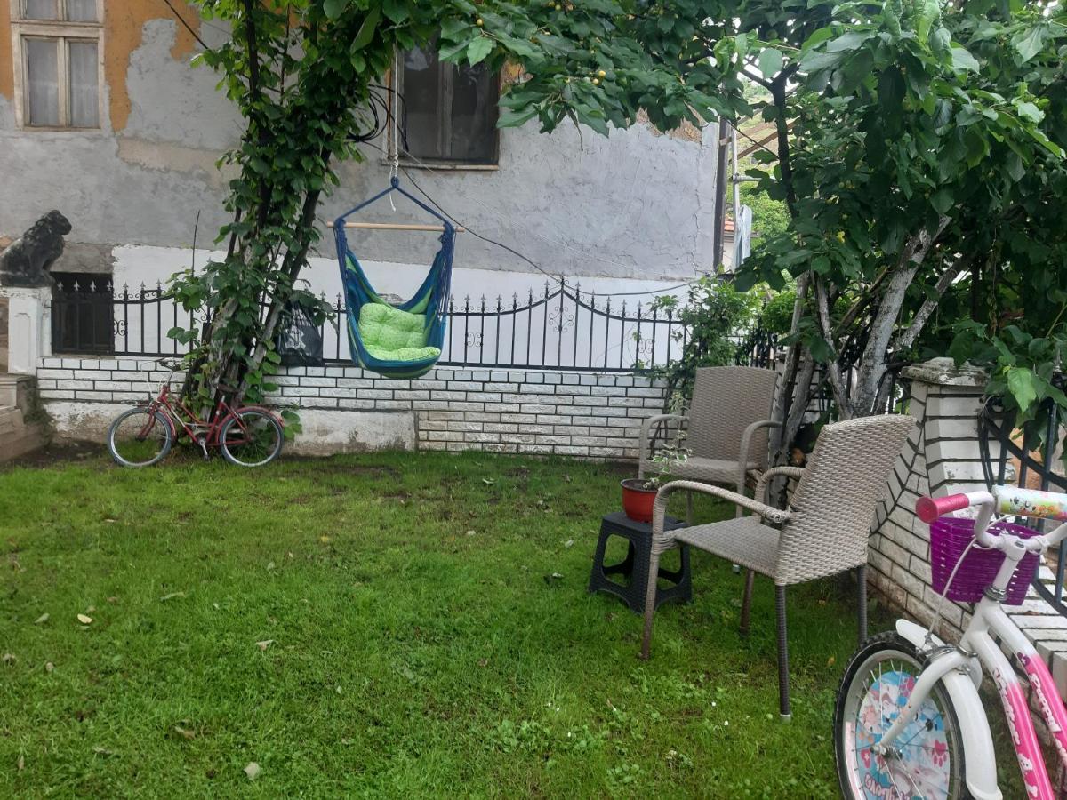 Vila Mir Pirot Kültér fotó